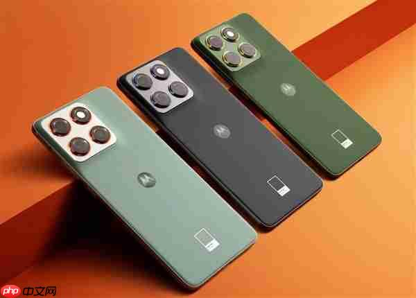 LCD永不为奴!moto评估1.5K LCD屏手机