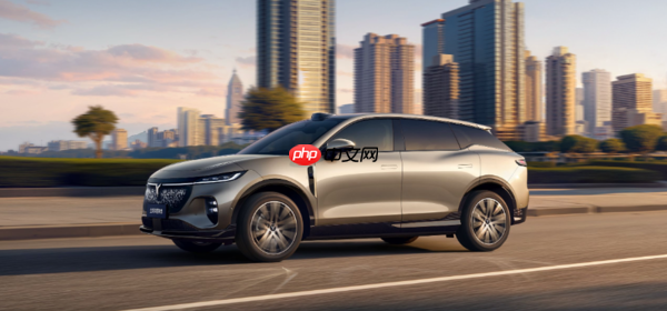 全新岚图知音辅助驾驶高速成功避险 车主感谢岚图华为