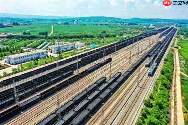 8倍于复兴号标准动车组!超长火车震撼再现:到底有多少节车厢