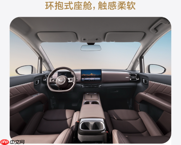 五菱星光730订单突破15000台!预售价7.68万元起