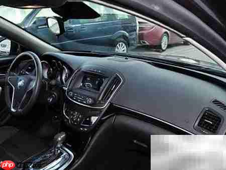 君威一键升窗激活方法