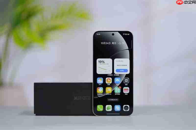 2K档最强性能!真我GT8评测:越级挑战的骁龙8至尊版