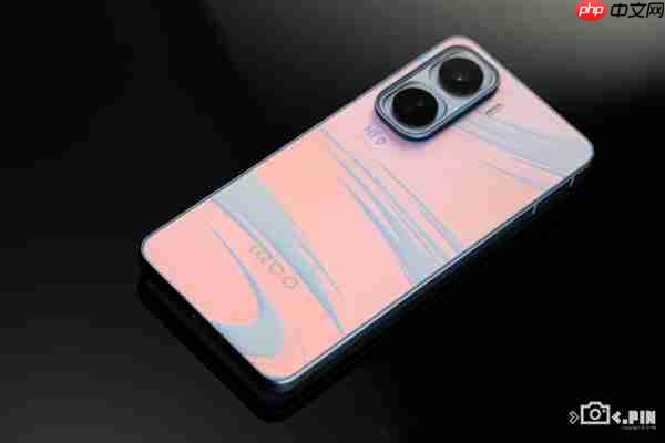 2599买骁龙8至尊版芯片 iQOO还在买芯片送手机