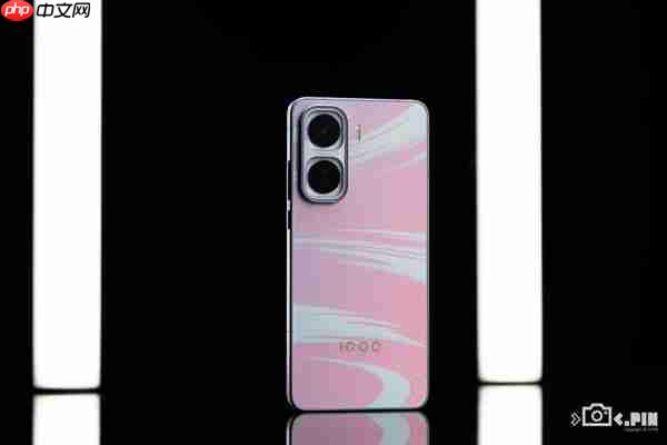 2599买骁龙8至尊版芯片 iQOO还在买芯片送手机