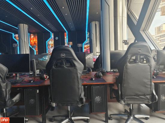 网友揭秘朝鲜国营网吧:ROG显示器 能打CS