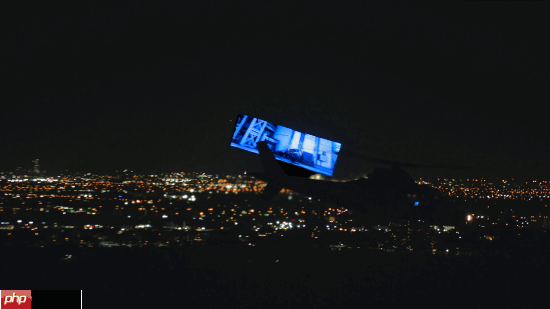 忍者组打破吉尼斯世界纪录:在空中坐飞机 并用悬吊大屏幕玩《忍者龙剑传4》