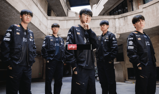 S赛BO5对LPL不败的秘诀是什么？Faker在采访中回应：T1每个选手都在尽自己的全力吧