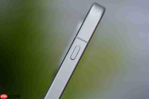 同档唯一165Hz超高刷直屏！一加Ace 6图赏