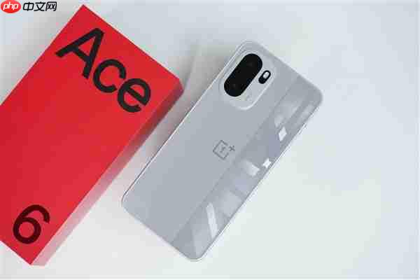 同档唯一165Hz超高刷直屏！一加Ace 6图赏