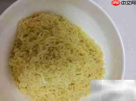 炒快餐面:美味新吃法