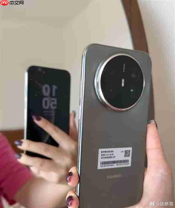 华为Mate 70 Air真机偷跑 侧边指纹、居中大圆后摄