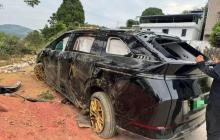 小鹏X9发生严重事故侧翻后电池未起火 副总裁回应