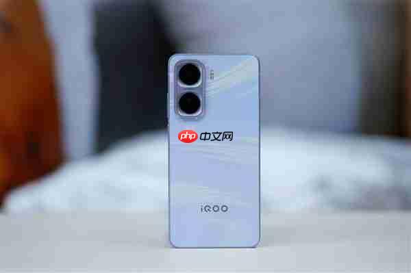 同档唯一2K LTPO屏!iQOO Neo11图赏