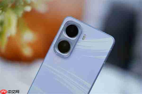 同档唯一2K LTPO屏!iQOO Neo11图赏