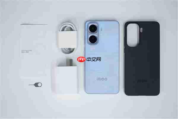 同档唯一2K LTPO屏!iQOO Neo11图赏