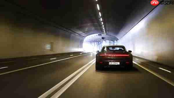保时捷申请“隧道模式”专利 可一键切换激情/静谧模式