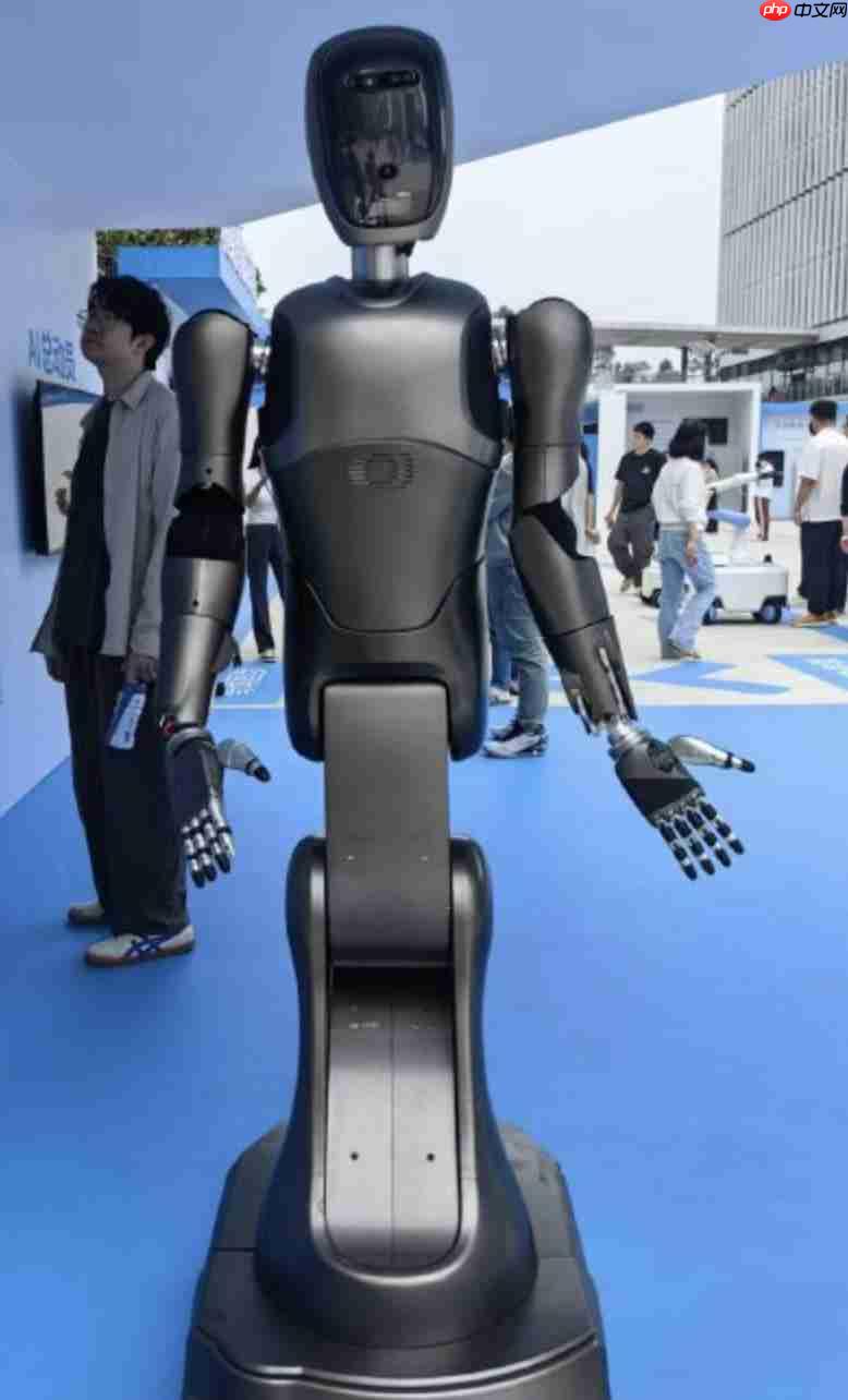 李想谈万台 MEGA 召回:生命只有一次;传明年 AirPods 配摄像头 +AI;神舟二十一飞船发射成功,对接速度创纪录