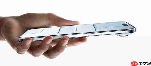 小米卢伟冰谈超薄 air 手机:会影响体验 销量也很小众