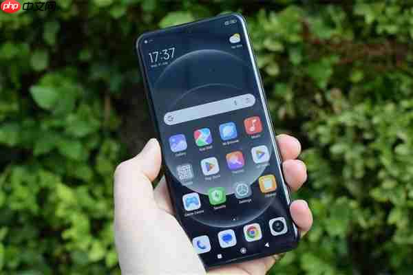 小米17 Ultra蓄势待发：直屏+大圆镜头 没有背屏