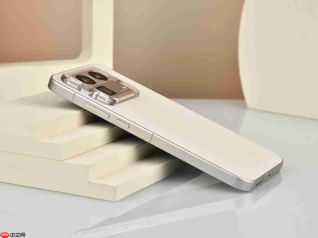  真我 GT8 Pro 全面评测 无愧“街拍神器”之名 