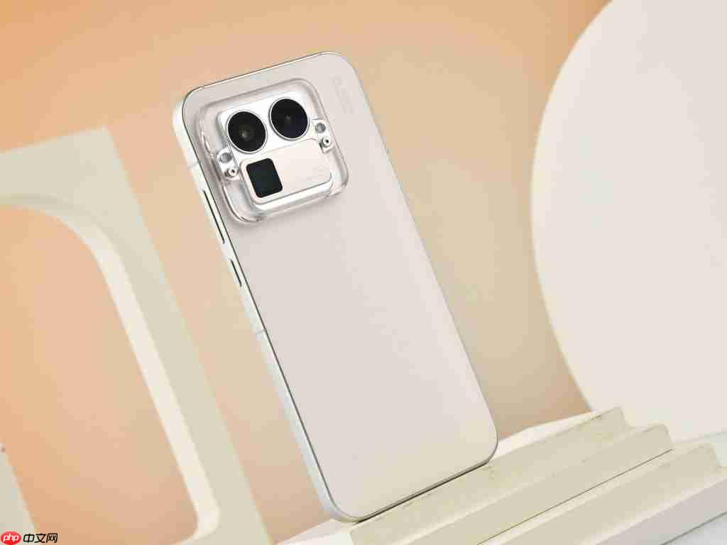  真我 GT8 Pro 全面评测 无愧“街拍神器”之名 