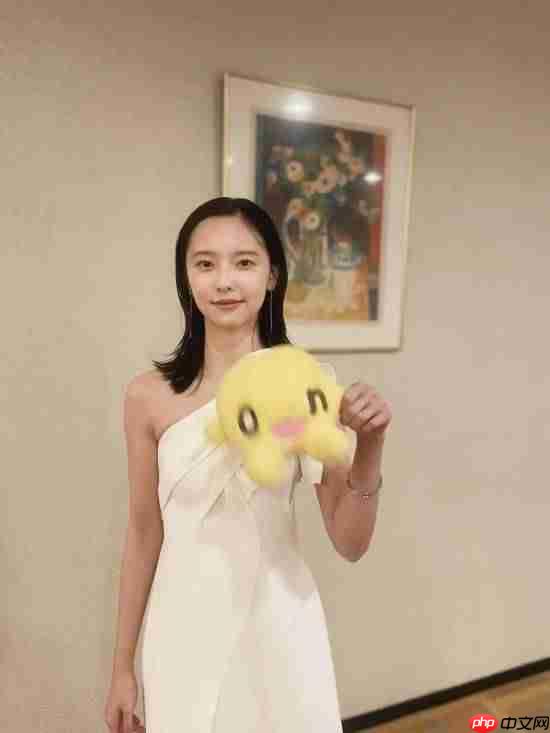 《寂静岭f》女主演员新美照 今晚又要直播啦!