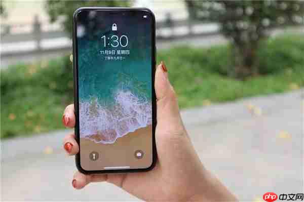 苹果回应“iPhone面容解锁不用摄像头” 网友直呼：冷知识 才知道