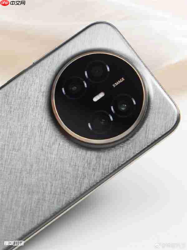 4199元起!华为Mate 70 Air图赏抢先看:金丝银锦配色很抢眼 一眼高端