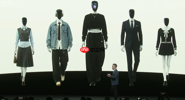 小鹏机器人是真是假？何小鹏现场直接剪开衣服自证