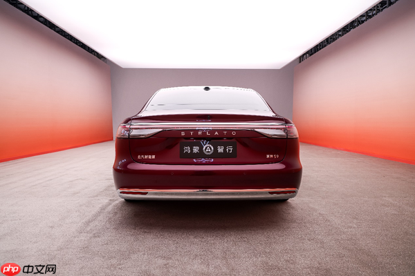 新款享界S9静态评测首发 以科技豪华让出行从容与享受兼得