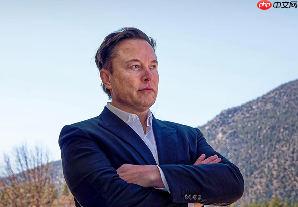 马斯克:特斯拉AI5芯片明年出样品 台积电三星共造