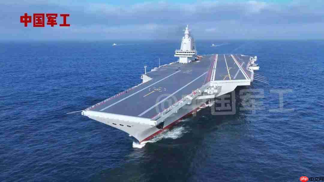 中国军工发布福建舰航母海试高清视频:知道你们已经等两天了,别急