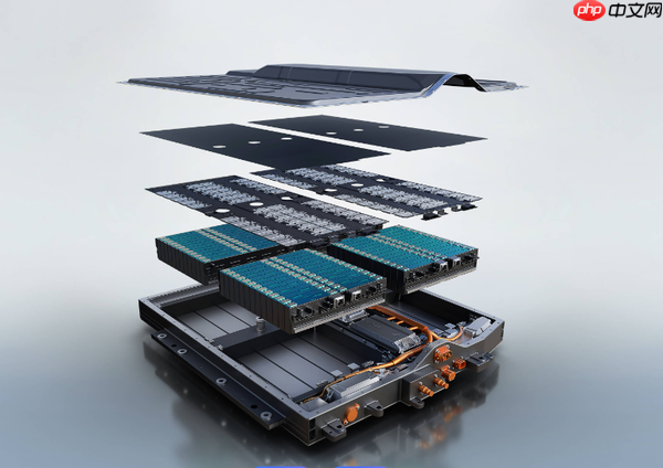 网友改装167度电池纯电车 续航破千公里 还带家人上路