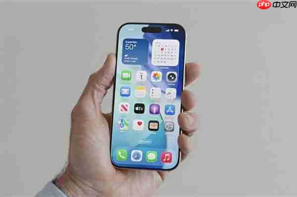 iPhone 18 Pro冲上热搜榜:首发小号灵动岛 屏占比更高