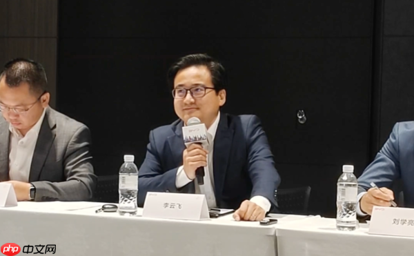 李云飞：比亚迪将坚持磷酸铁锂电池路线 这是原则！