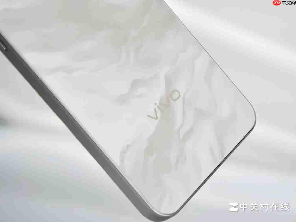 vivo Y500 Pro 图赏：质感升华，简约不凡 