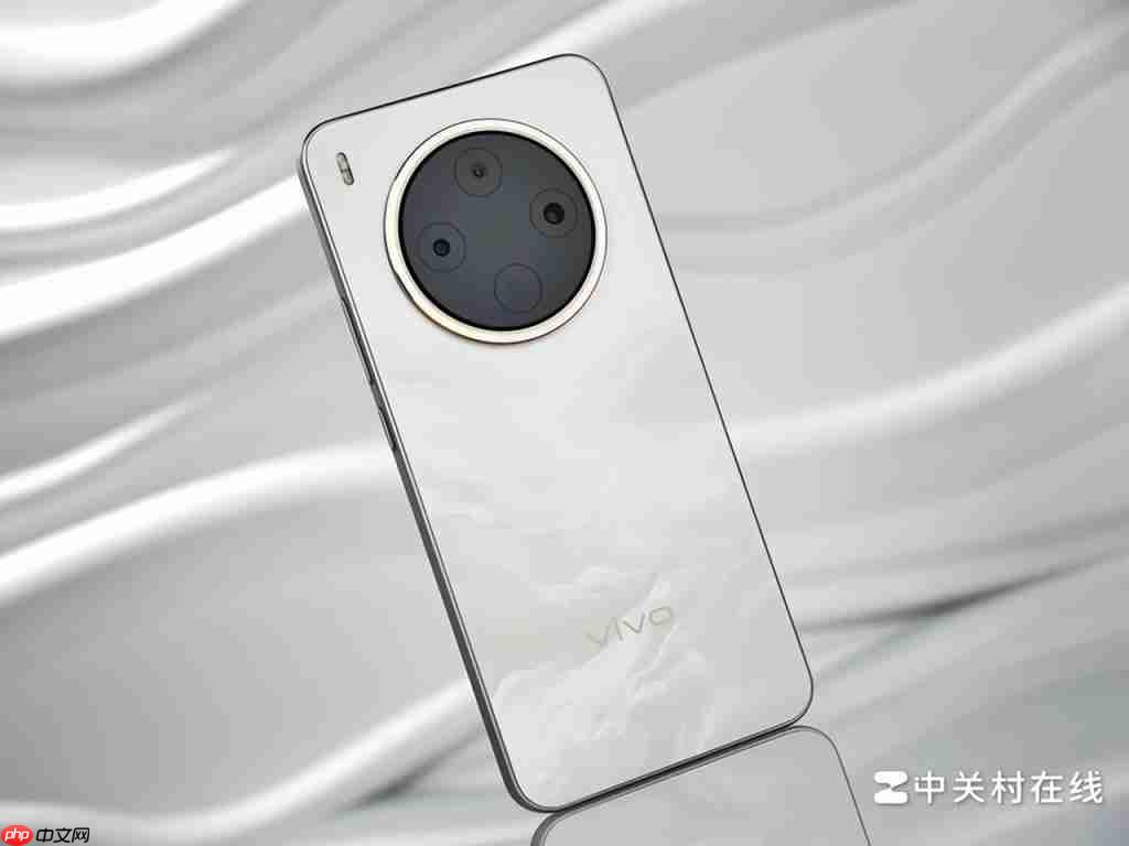 vivo Y500 Pro 图赏：质感升华，简约不凡 