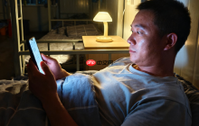 30岁小伙长期熬夜打游戏诱发脑膜炎 智力退回3岁