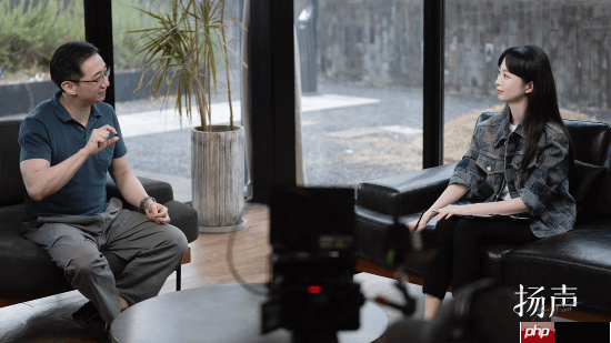 冯骥又要轻哼？新华社女记者黑神话专访获中国新闻奖