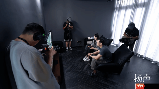 冯骥又要轻哼？新华社女记者黑神话专访获中国新闻奖