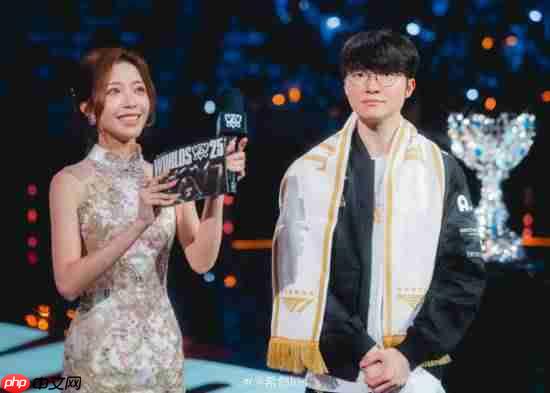 《英雄联盟》美女主持希然告别S15！恭喜T1三连冠