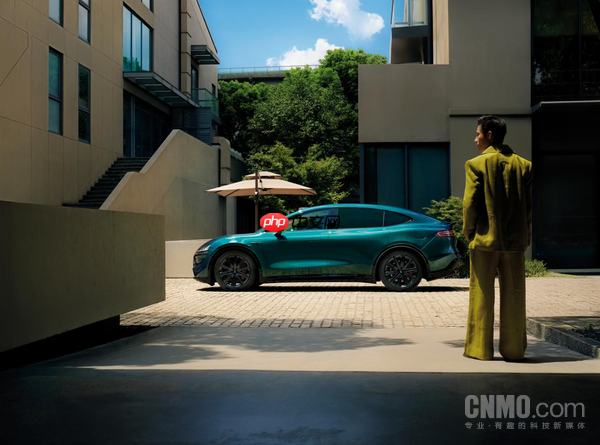 智界R7累计交付突破10万台 高效交付与用户口碑成关键支撑