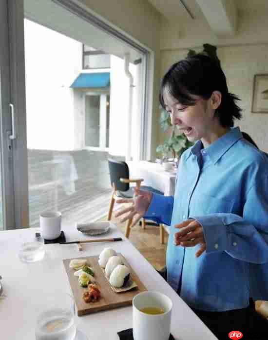 《寂静岭f》女主演员新美照：女友感十足 甜美有元气