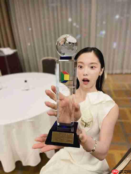 《寂静岭f》女主演员新美照：女友感十足 甜美有元气