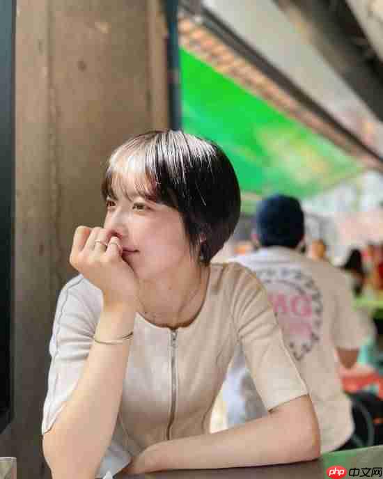 《寂静岭f》女主演员新美照：女友感十足 甜美有元气