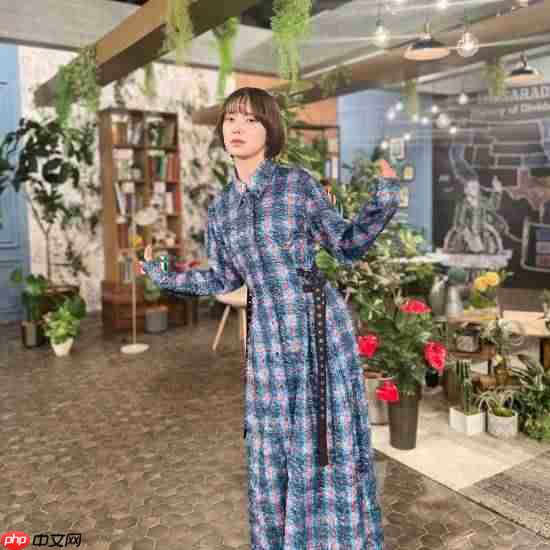 《寂静岭f》女主演员新美照：女友感十足 甜美有元气