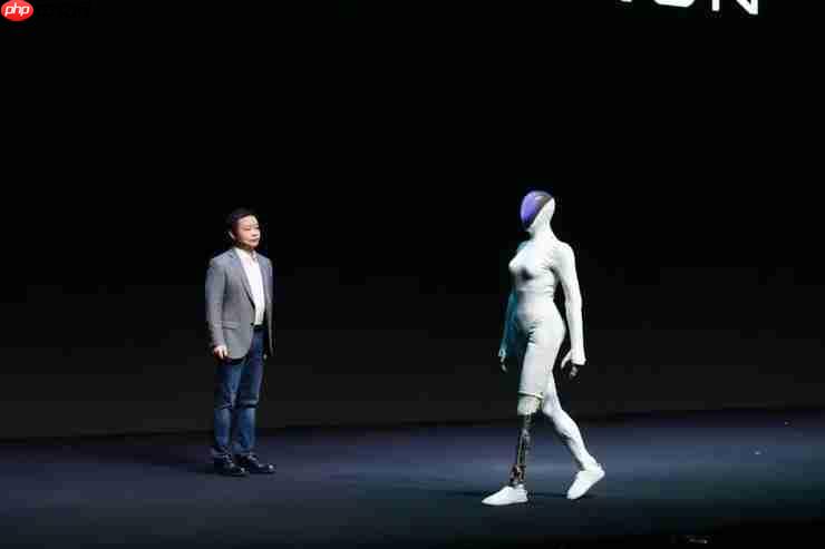  小鹏 X9 超级增程发布：官宣一年研发落地，预售价 35 万元起 