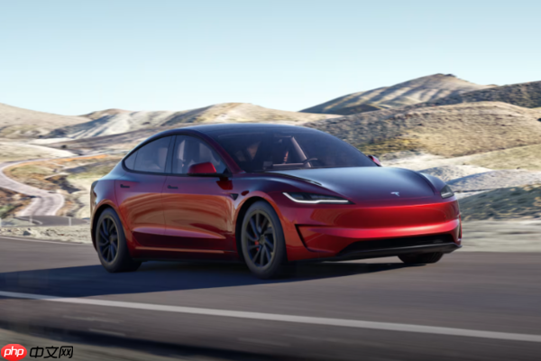 人才流失、友商围攻 特斯拉销量下滑后的“内忧外患”