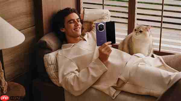 华为Mate X7四配色官图发布:独一无二新设计 最强辨识度