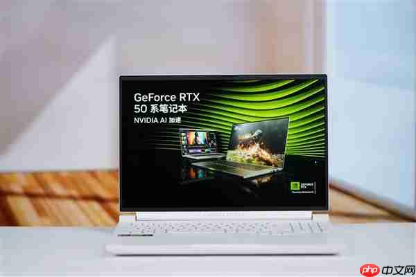 锐龙R9-9850HX万元本!雷神猎刃S游戏本图赏